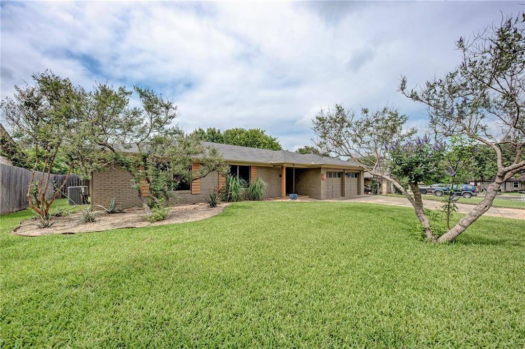 402 Greenwood DR, Georgetown, TX 78628
