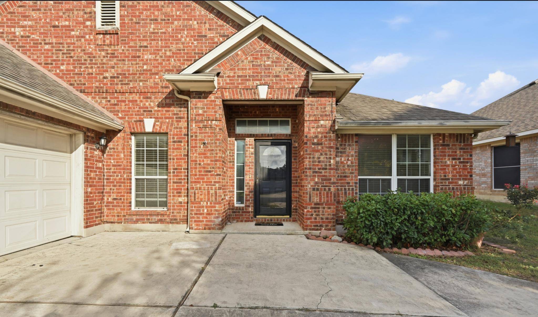 1665 Amberwood LOOP, Kyle, TX 78640