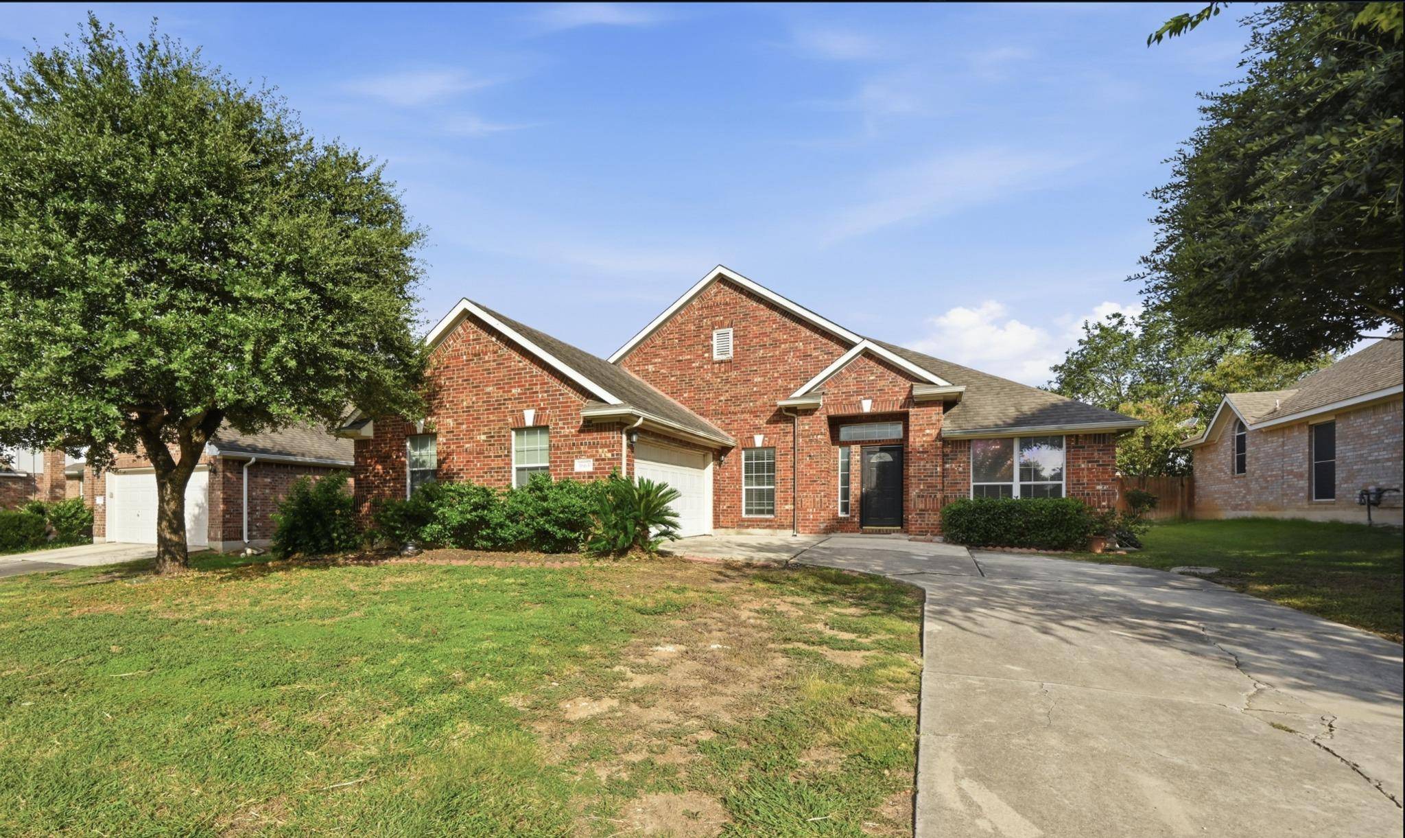 1665 Amberwood LOOP, Kyle, TX 78640