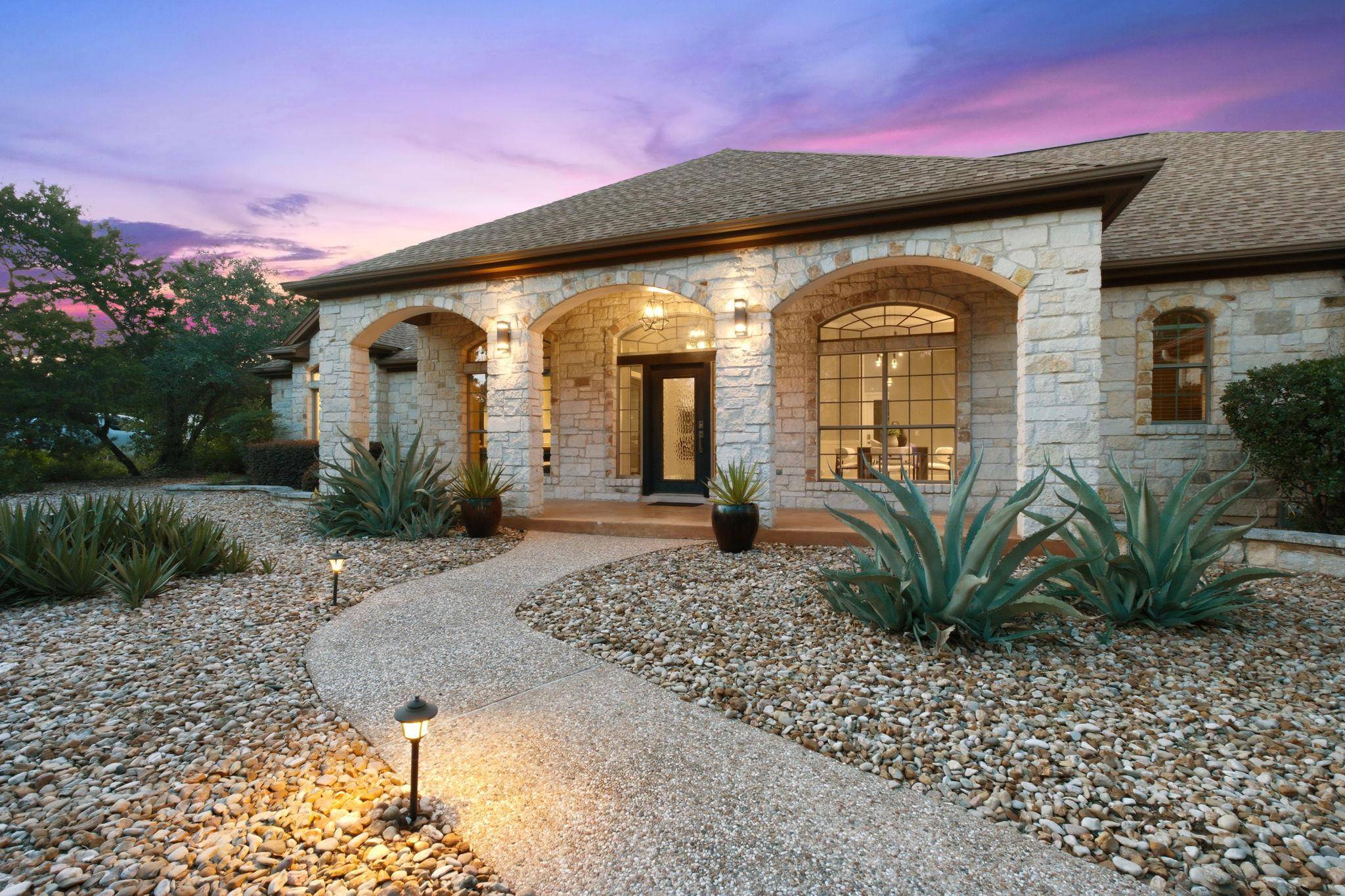 9310 Summer Sky DR, Austin, TX 78736