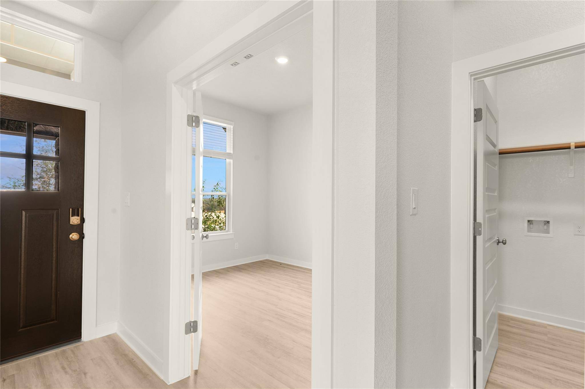 317 West Faulkner ST, Liberty Hill, TX 78642