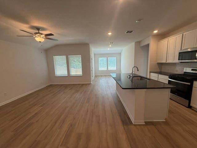 140 Woodbrook DR, Georgetown, TX 78674