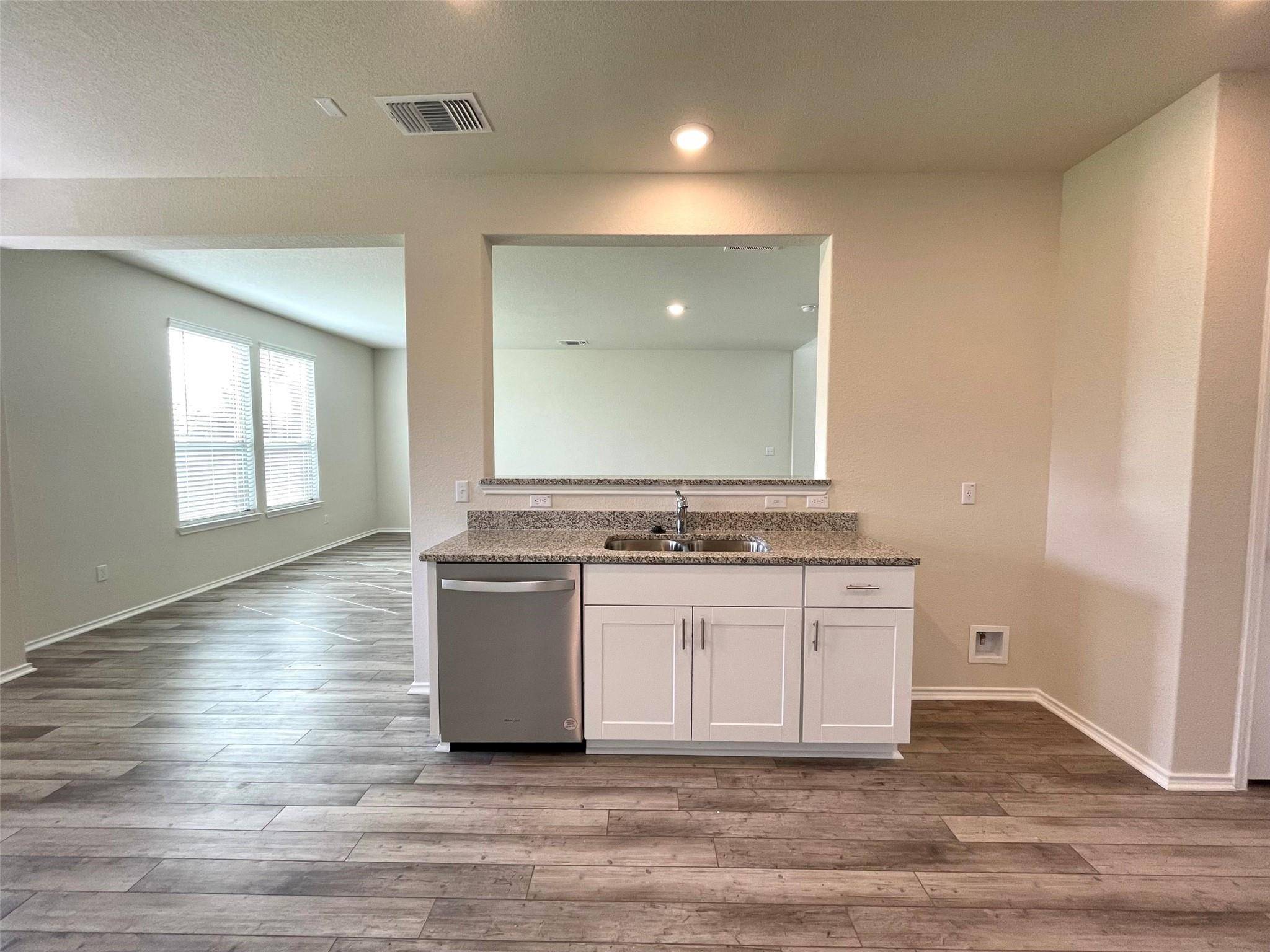 51 Pacific Loon ST, Leander, TX 78642