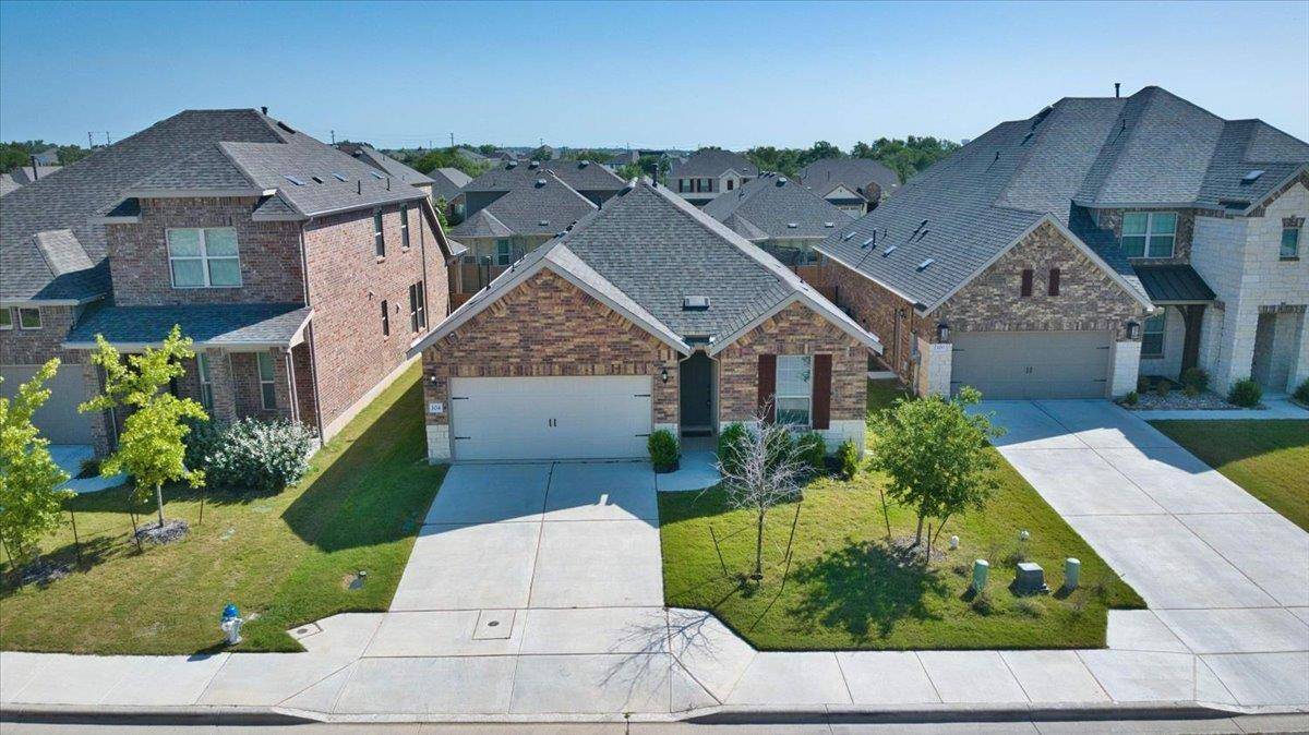 104 Raleigh DR, Georgetown, TX 78633