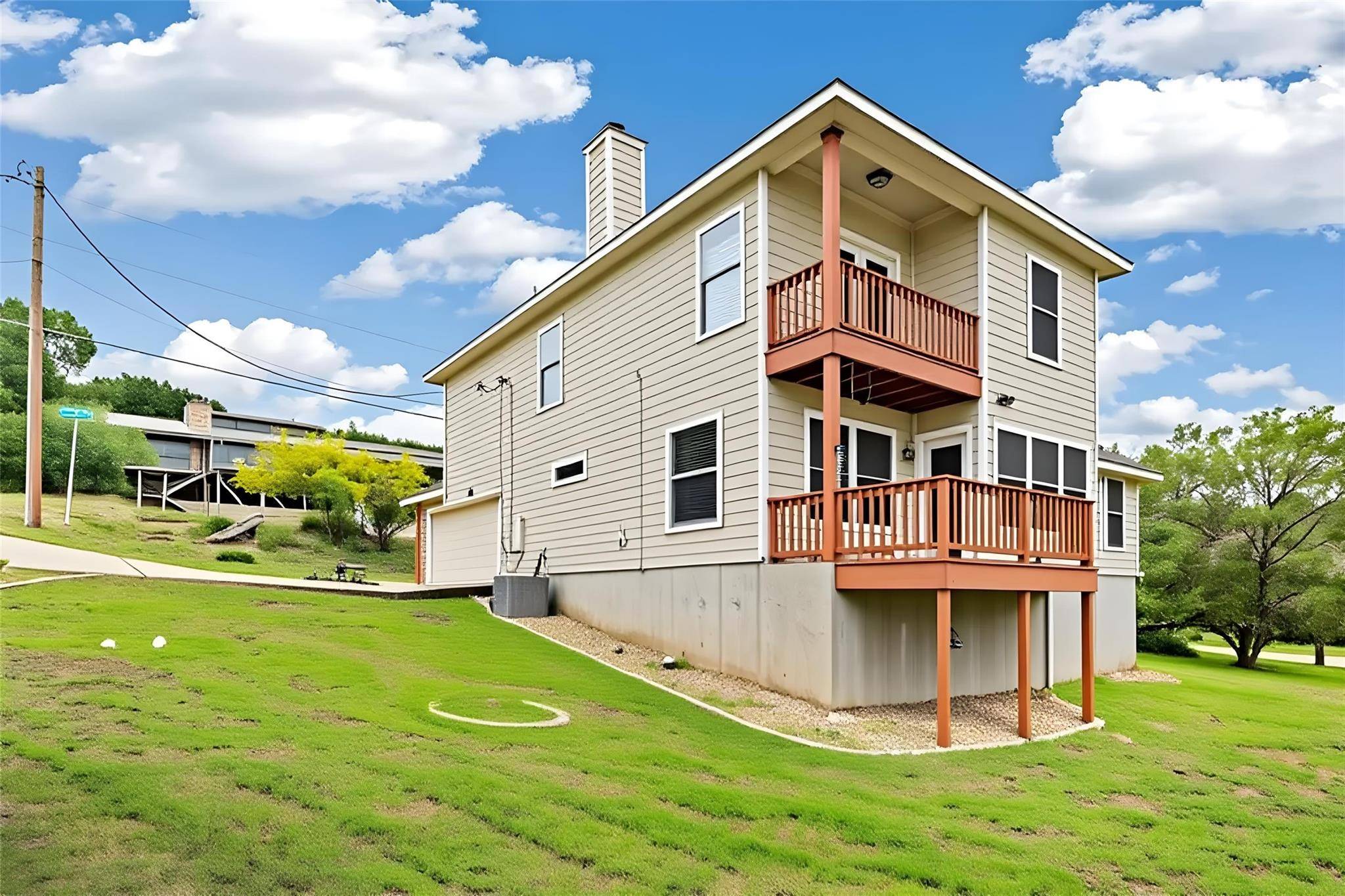 21201 Kiowa CV, Lago Vista, TX 78645