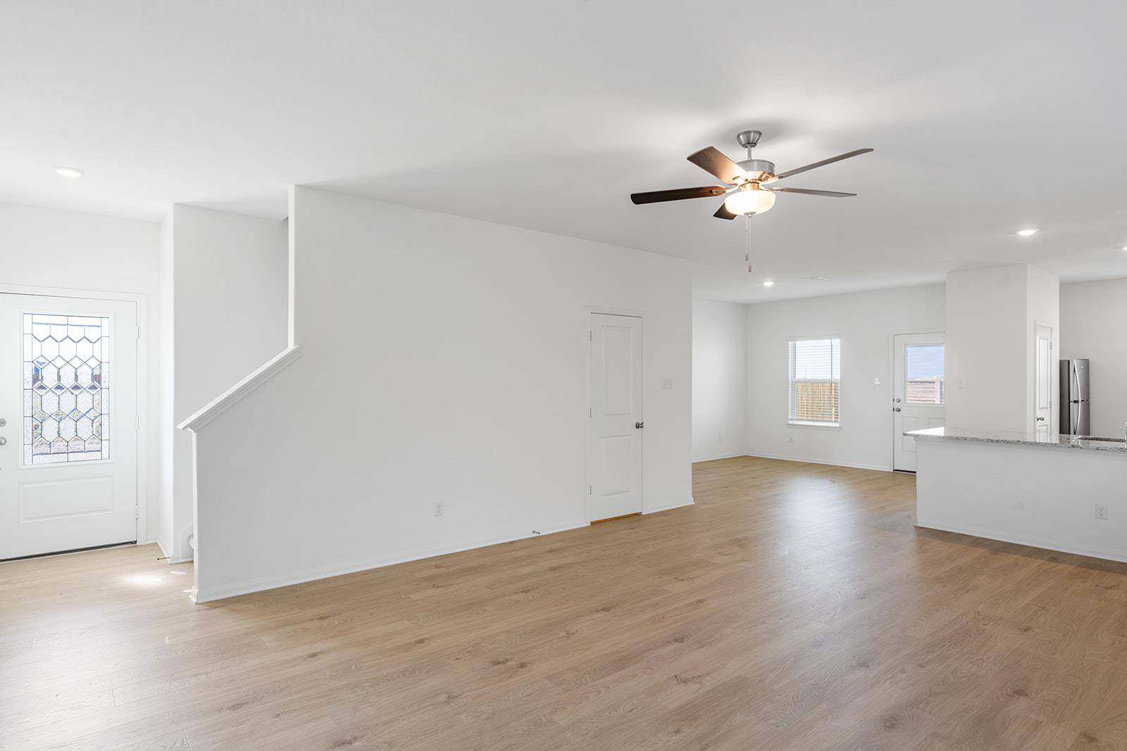116 Wirepass CRST, Jarrell, TX 76537
