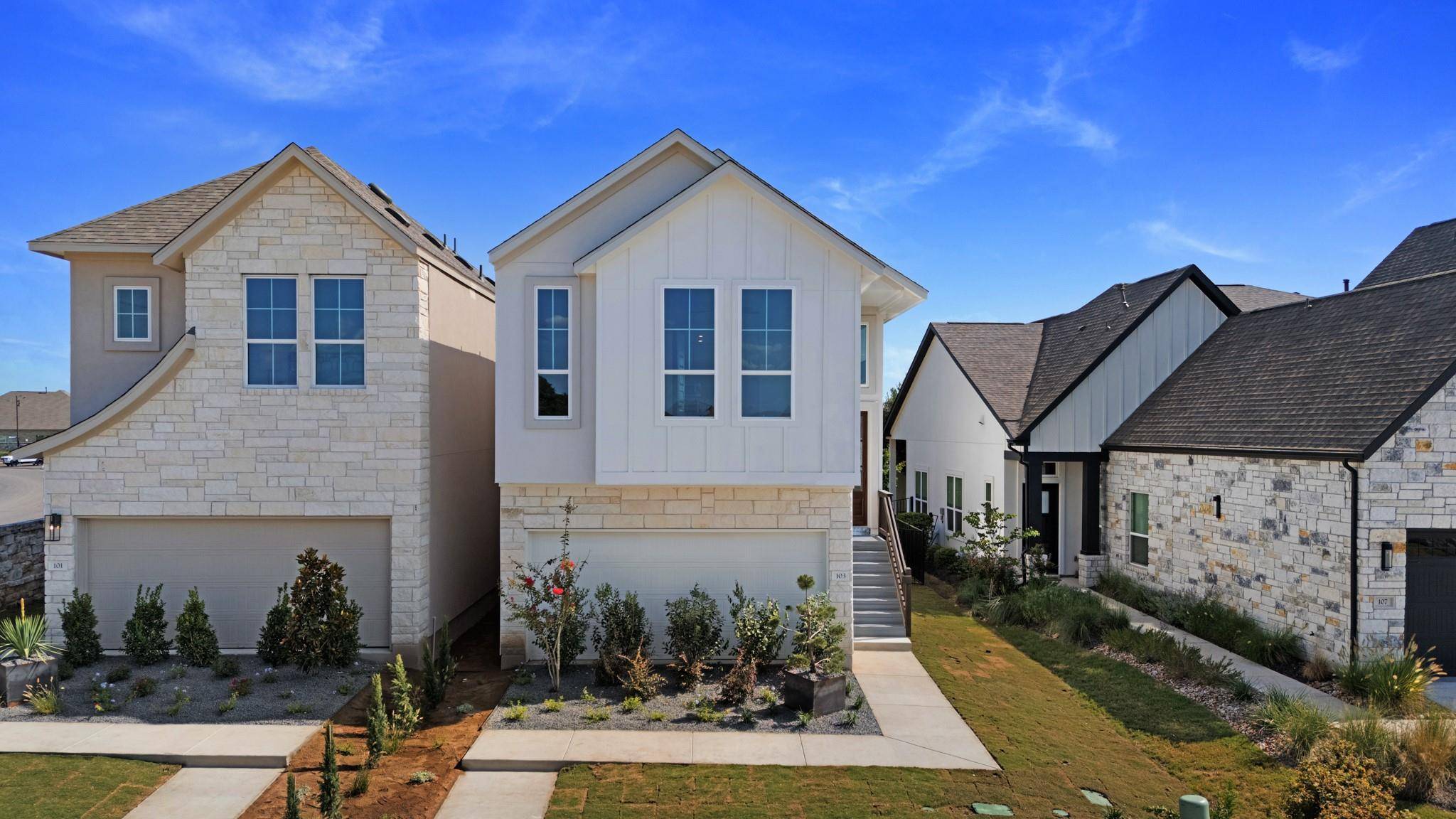 207 Flora Springs CV, Liberty Hill, TX 78642