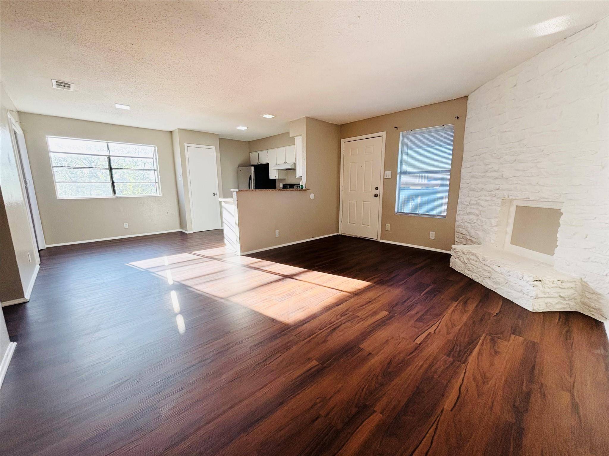 10211 Brownie DR #D, Austin, TX 78753