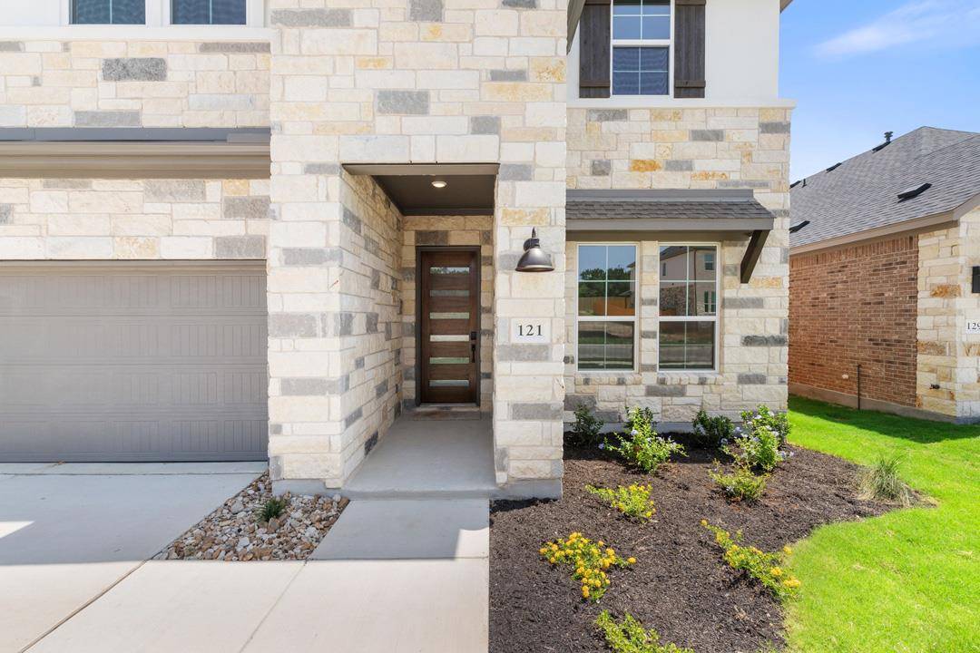 121 Bishop Wood Road, Dripping Springs, TX 78620