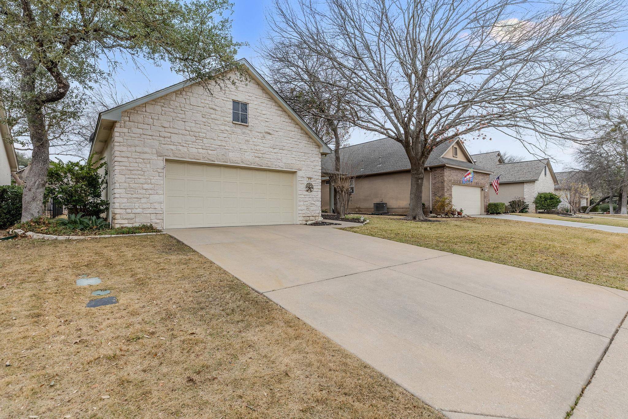 216 Whispering Wind DR, Georgetown, TX 78633