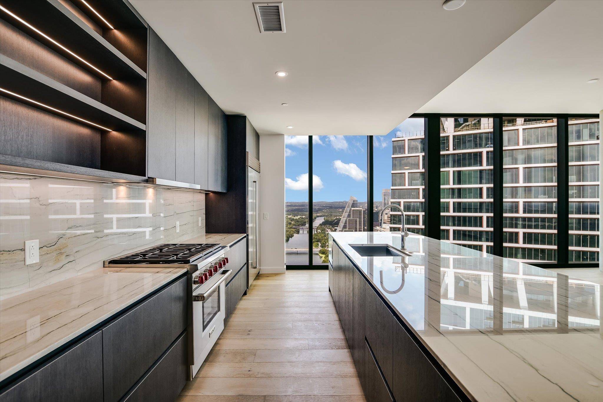 610 Davis ST #4504, Austin, TX 78701