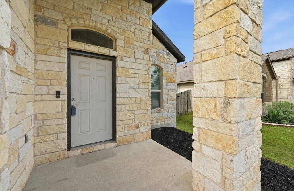 209 Noddy RD, Buda, TX 78610