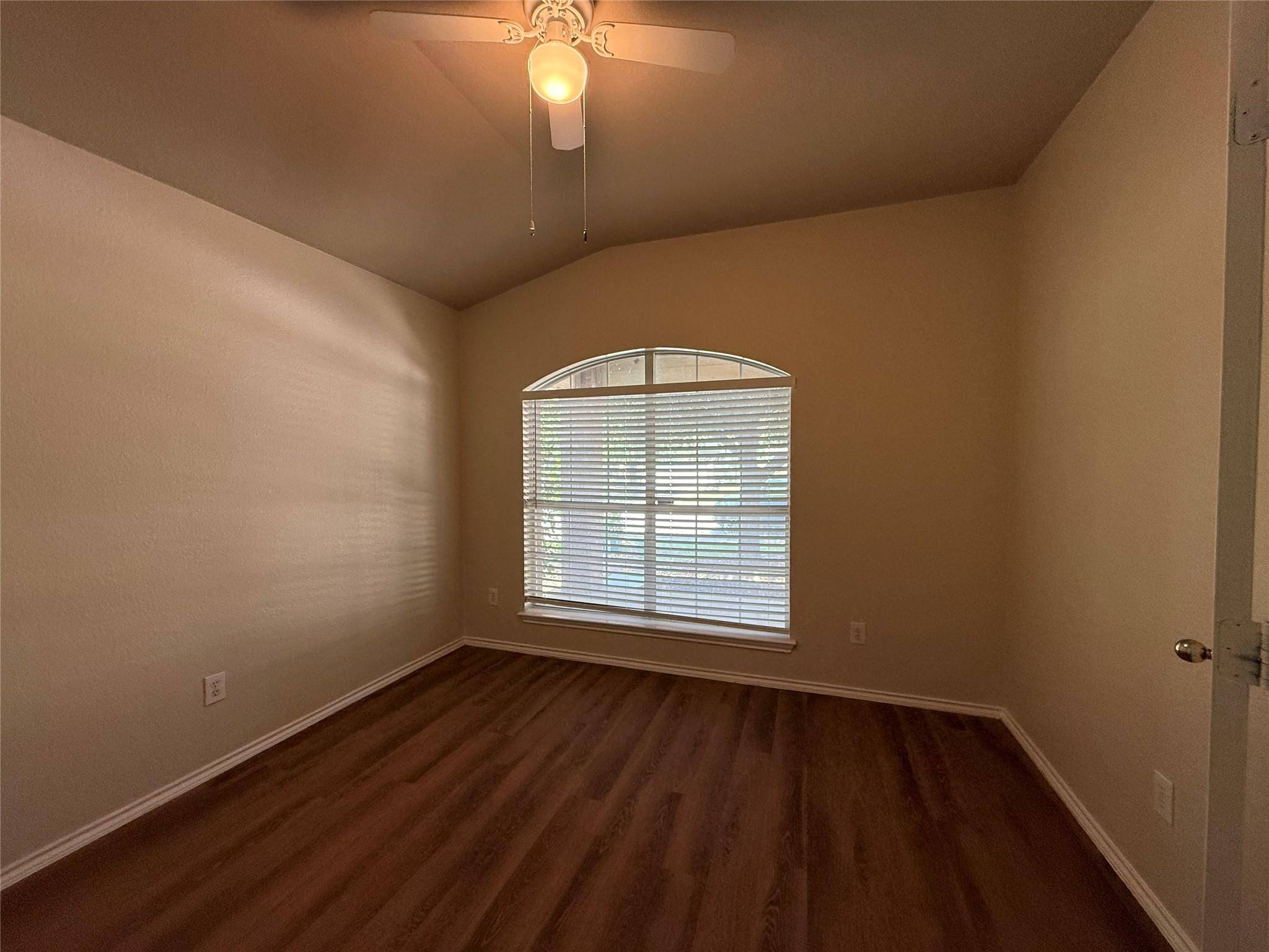 228 Altamont ST, Hutto, TX 78634