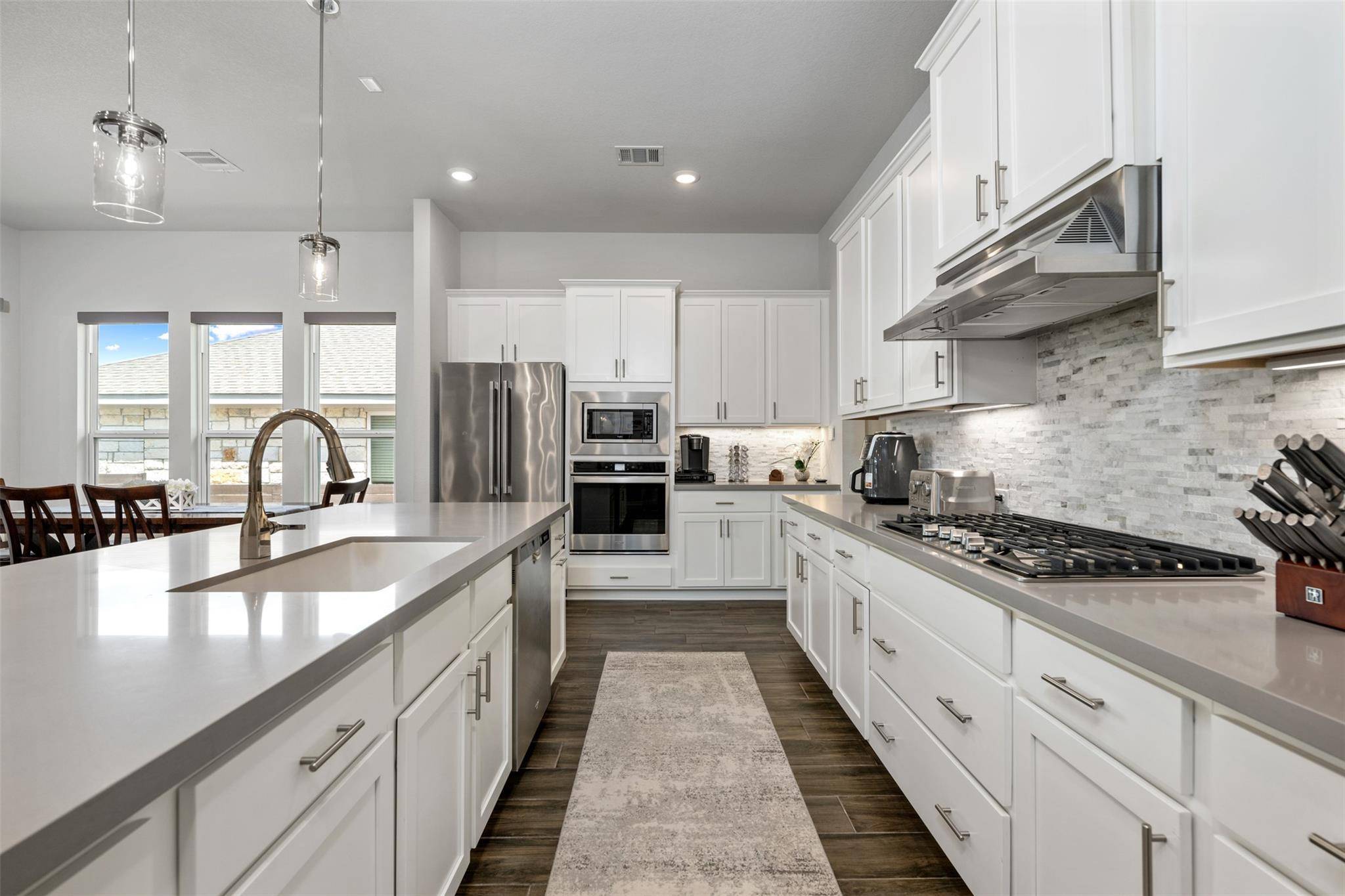 7116 Jument DR, Austin, TX 78738