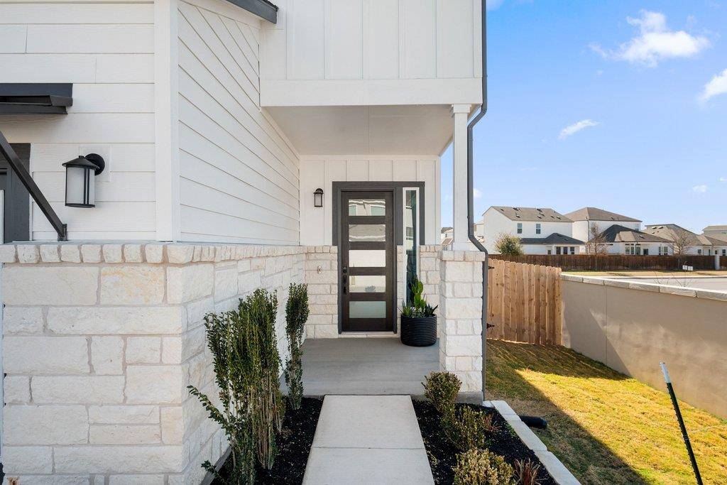 17412 Torneo DR, Round Rock, TX 78664