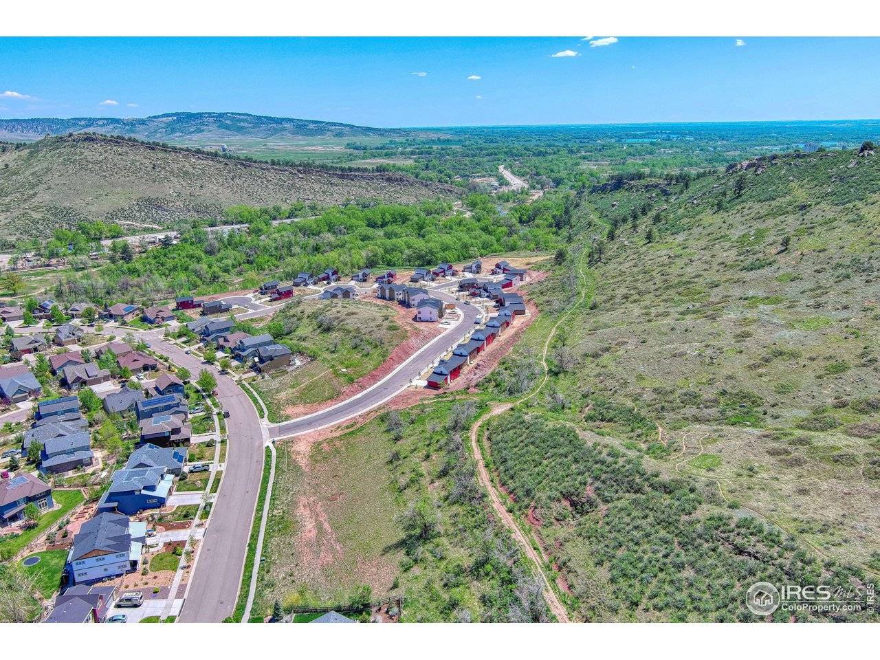 350 McConnell, Lyons, CO 80540