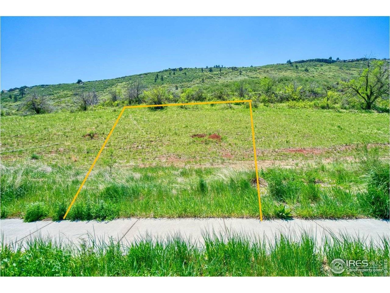350 McConnell, Lyons, CO 80540