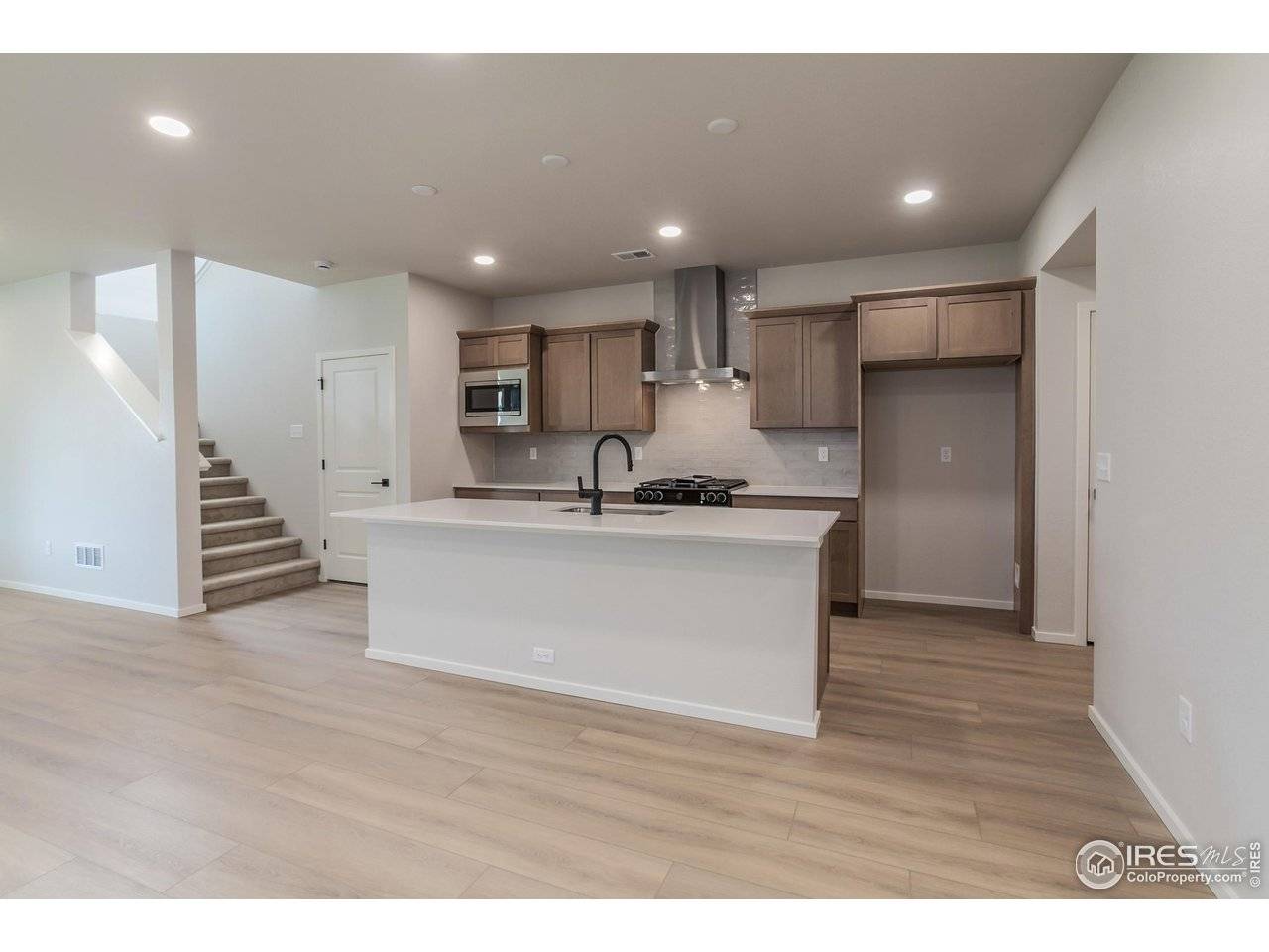 6117 Saddle Horn, Timnath, CO 80547