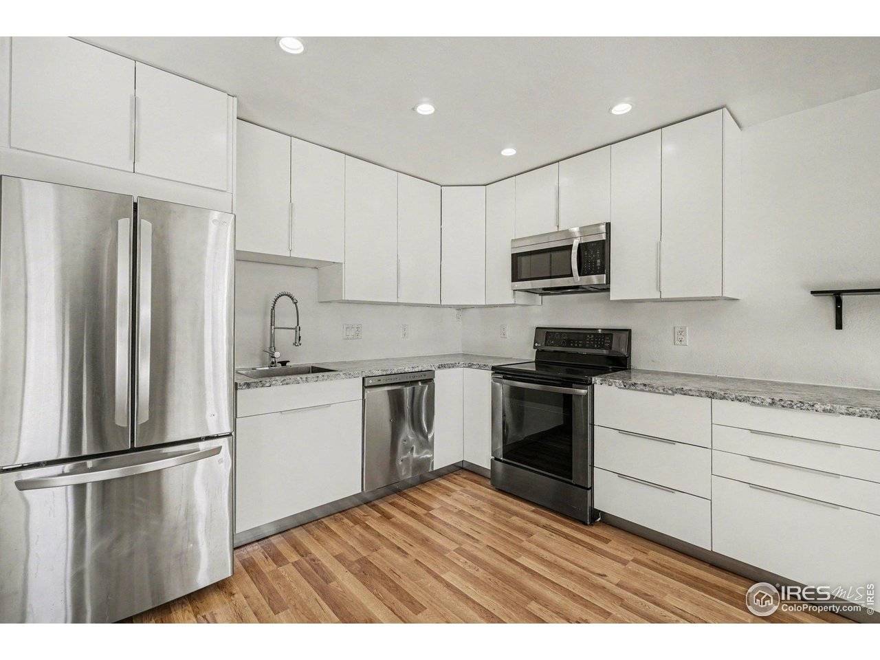 225 E 8th #F2, Longmont, CO 80504