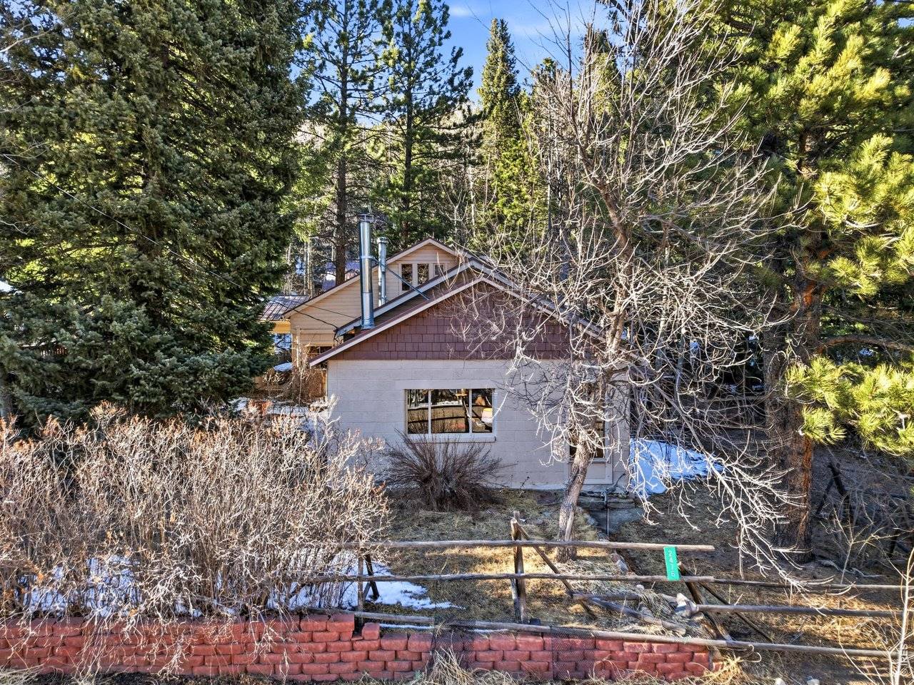 2476 Riverside, Lyons, CO 80540