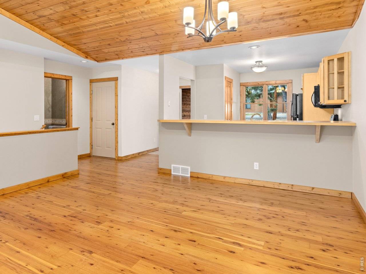 1431 S Saint Vrain #B, Estes Park, CO 80517