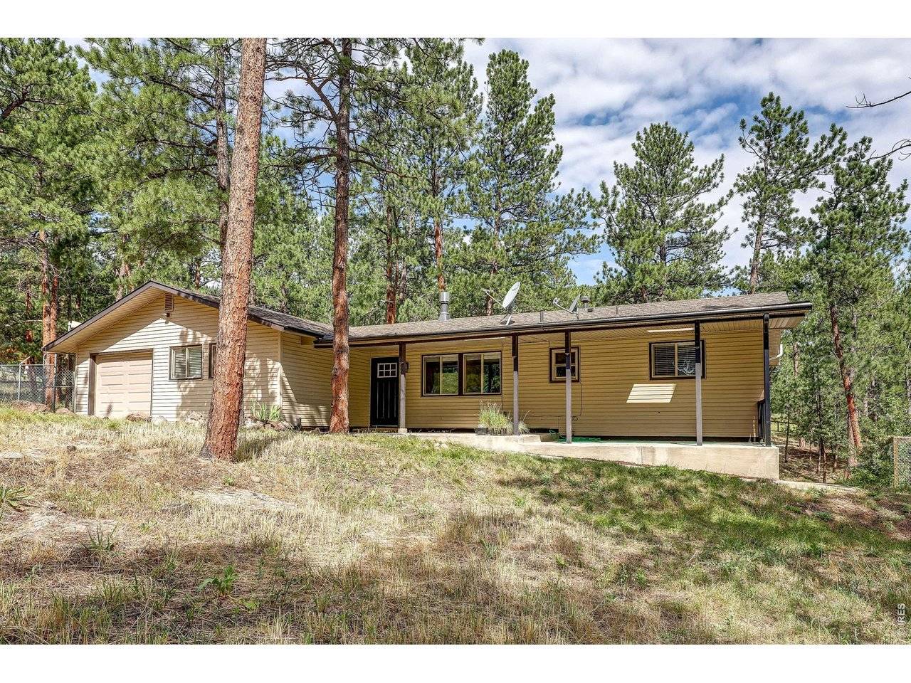 166 Cherokee, Lyons, CO 80540