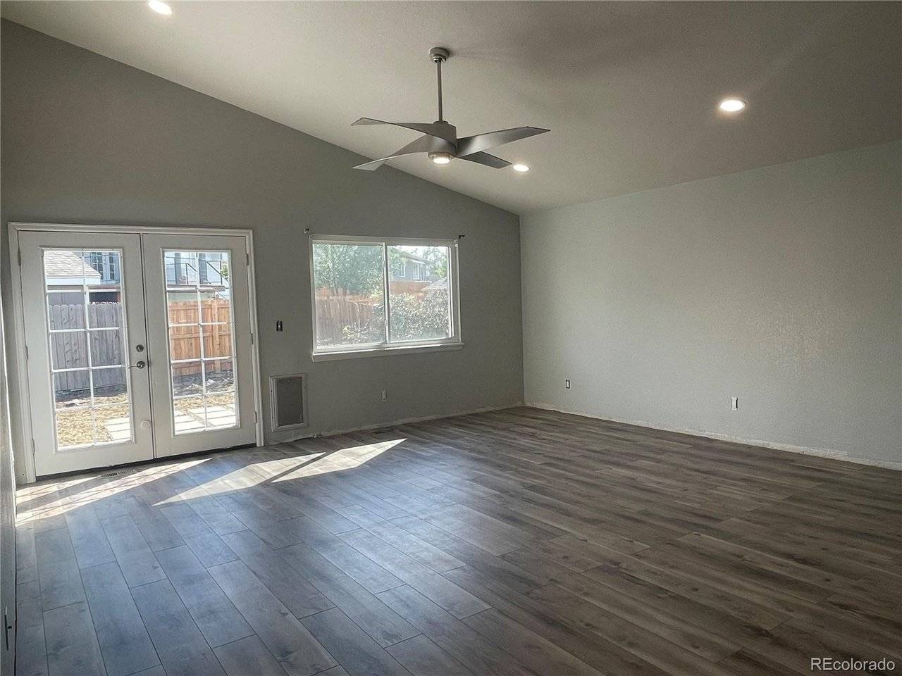 14906 E 52nd, Denver, CO 80239