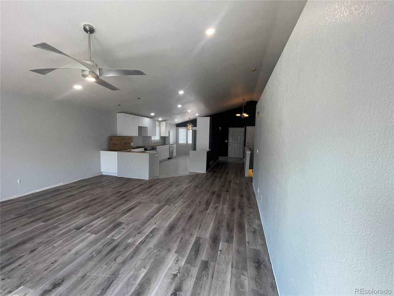 14906 E 52nd, Denver, CO 80239
