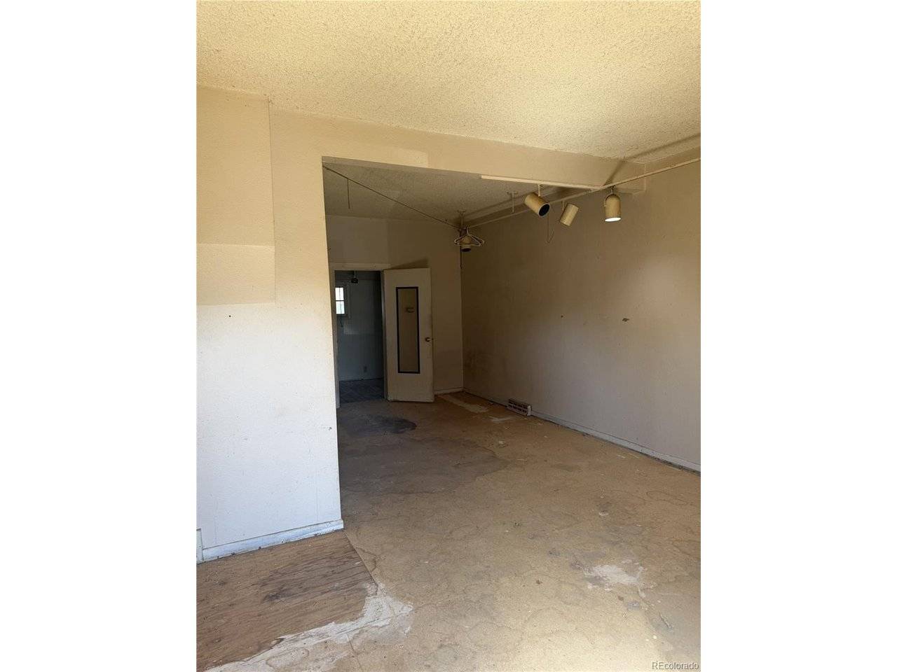 1309 Chester, Aurora, CO 80010