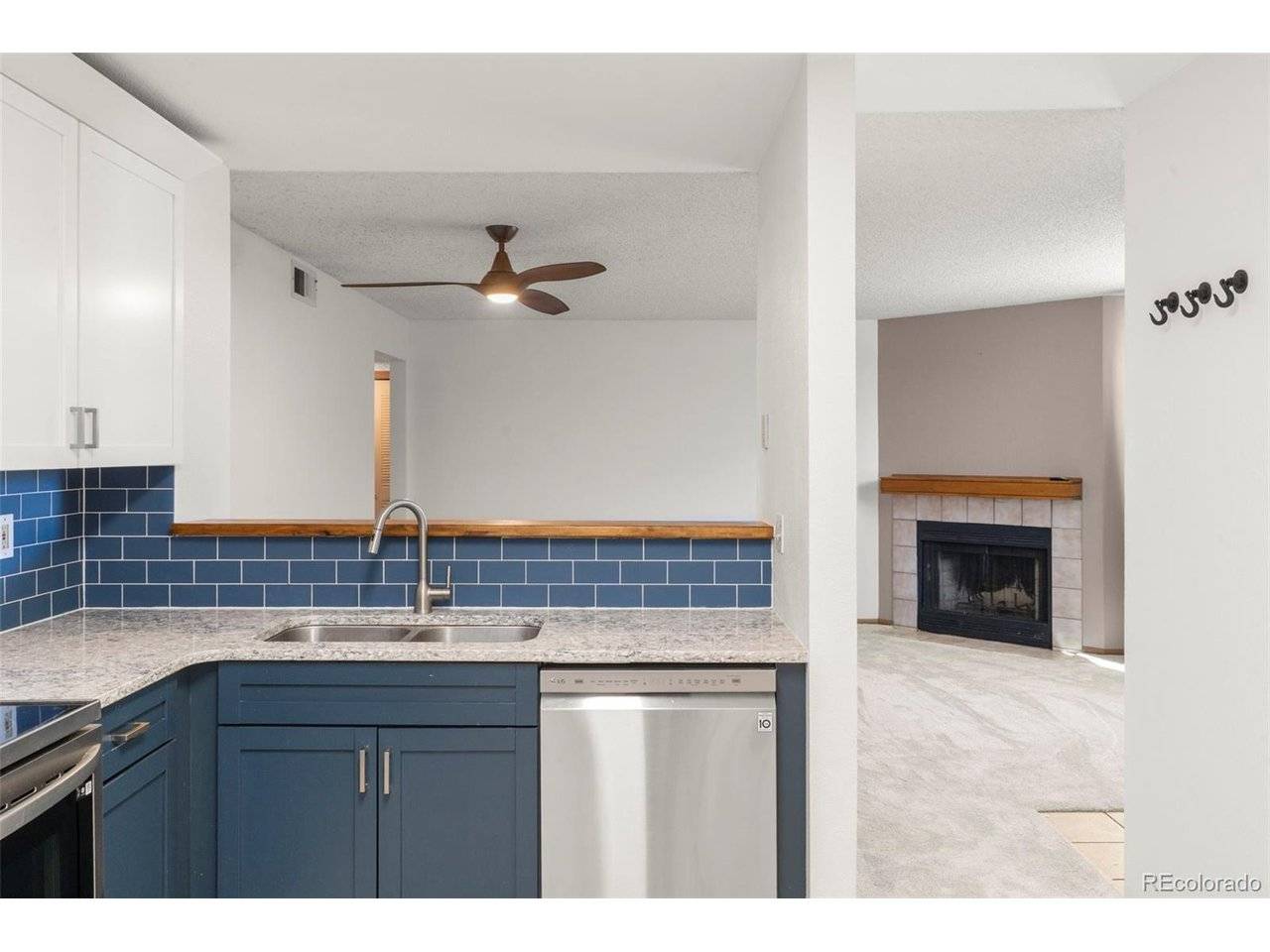 5702 W Asbury #102, Lakewood, CO 80227