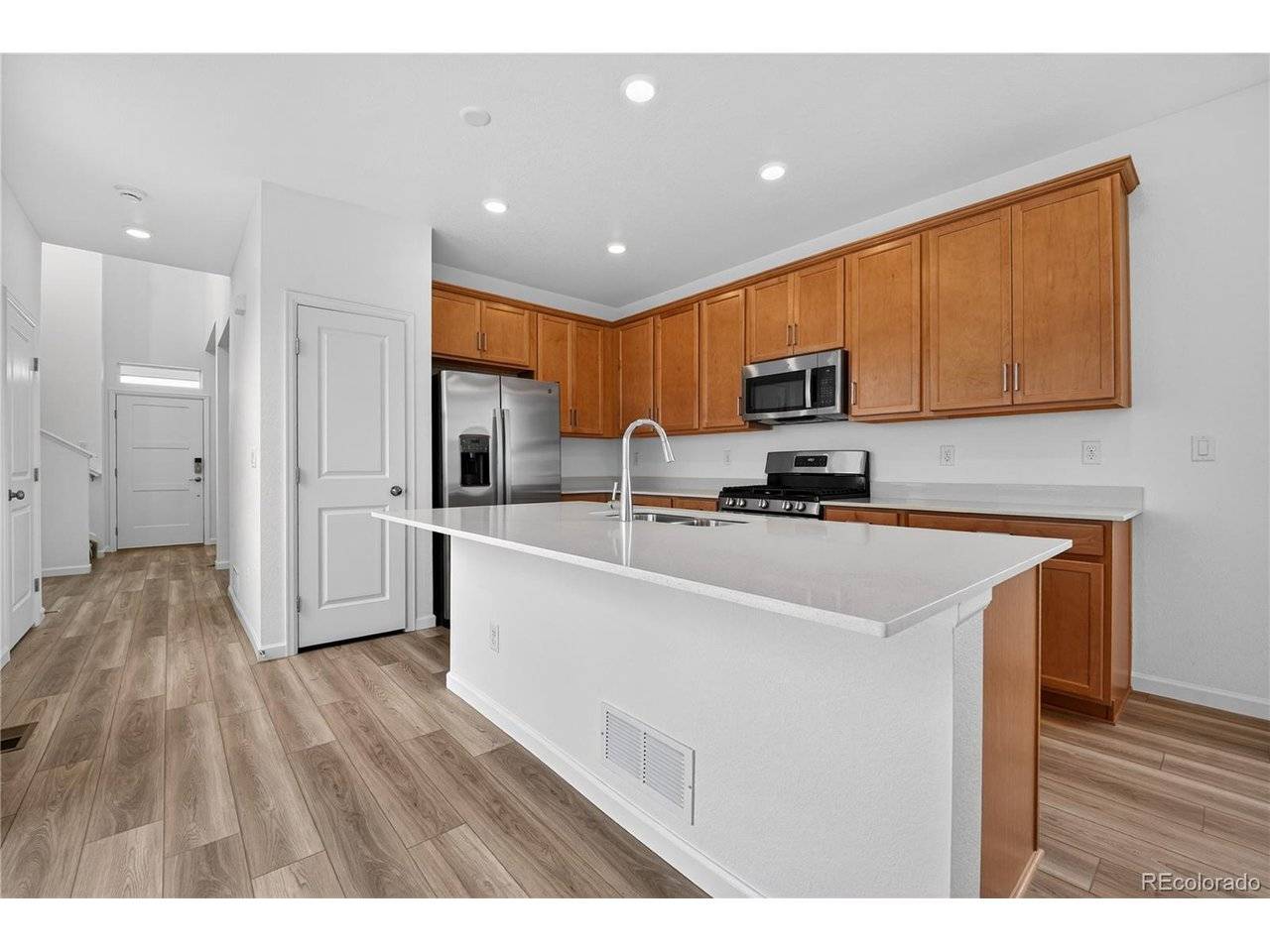 28455 E 3rd, Watkins, CO 80137