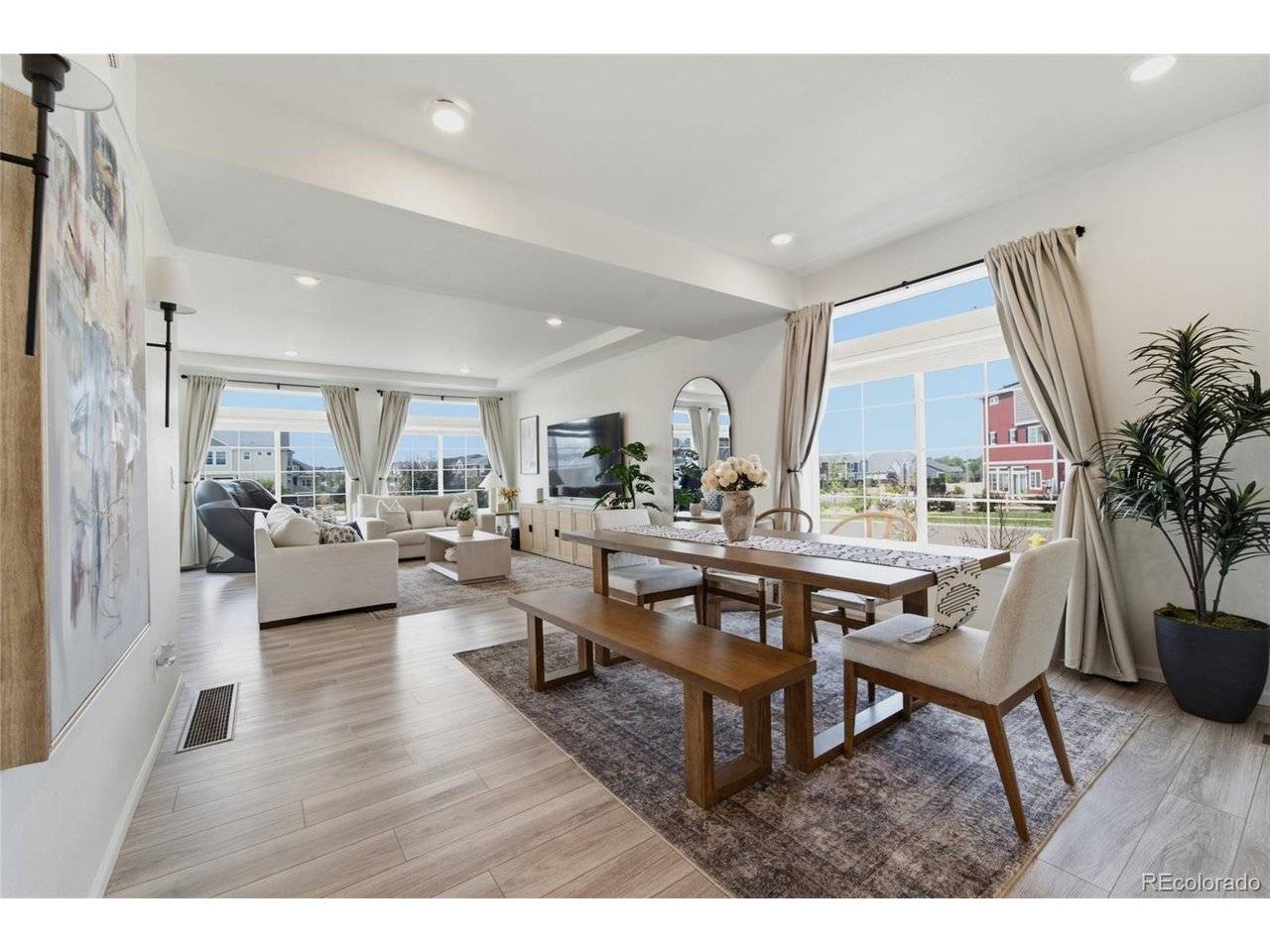 21962 E 44th, Aurora, CO 80019