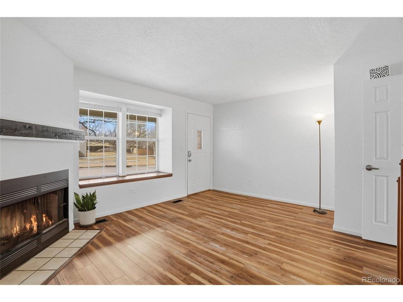 4665 S Dillon #B, Aurora, CO 80015