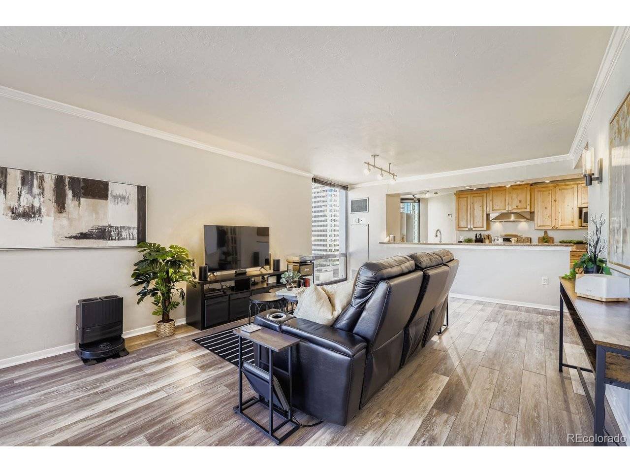 1625 Larimer #1007, Denver, CO 80202