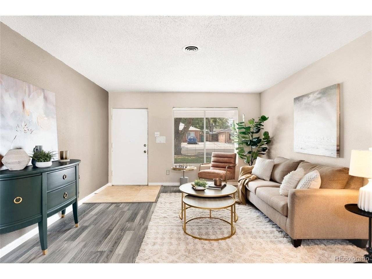 1176 Tucson, Aurora, CO 80011