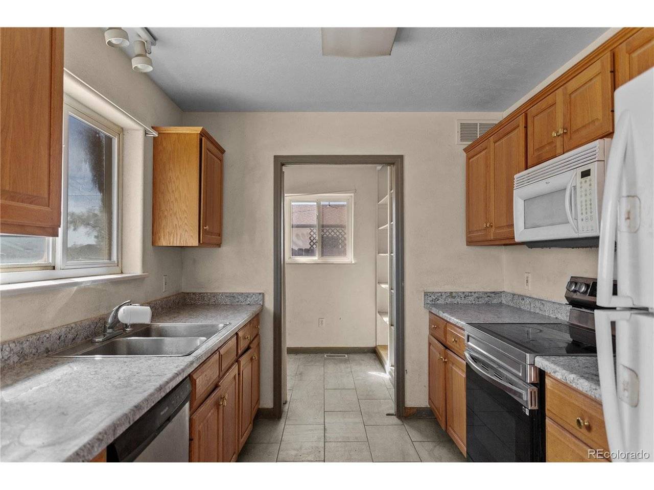 413 Mitchell, Ordway, CO 81063