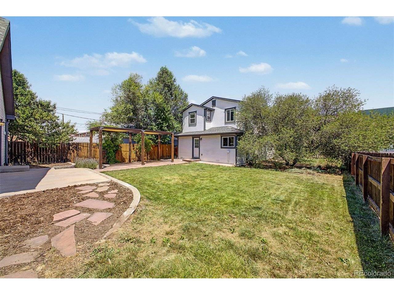 1805 Harlan, Lakewood, CO 80214