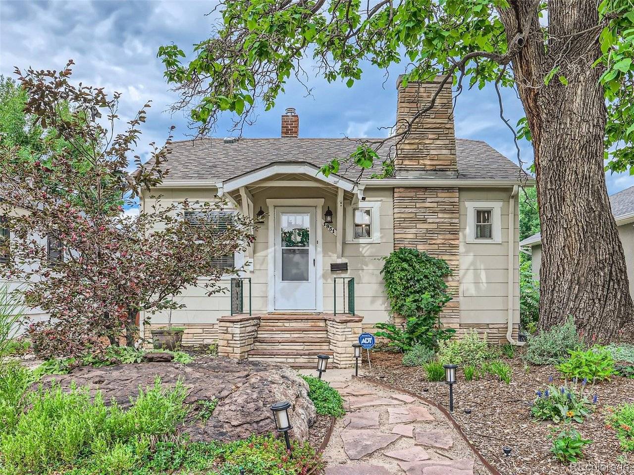 1951 S Downing, Denver, CO 80210