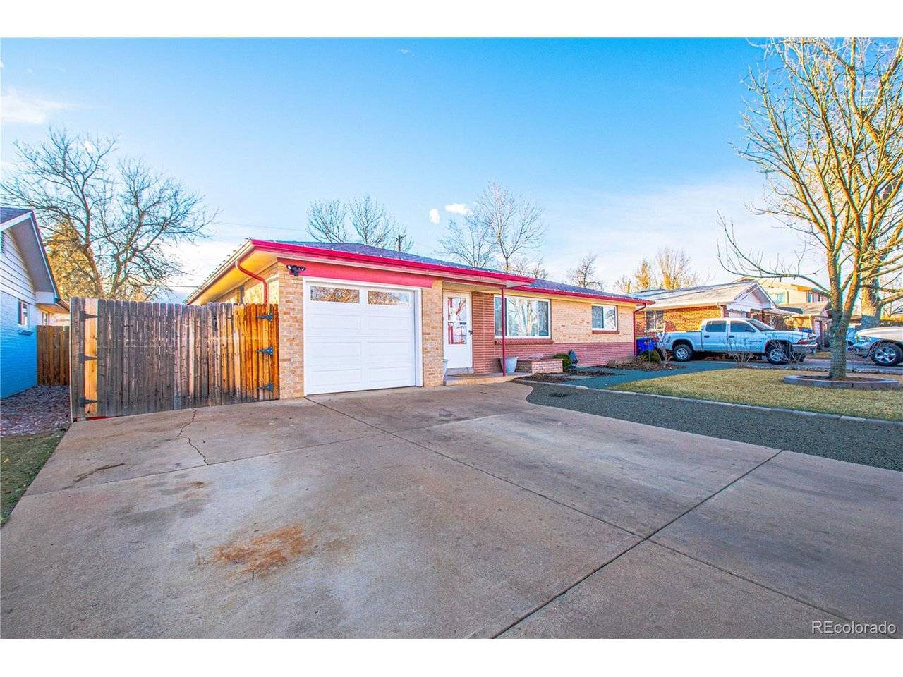 1543 S Benton, Lakewood, CO 80232