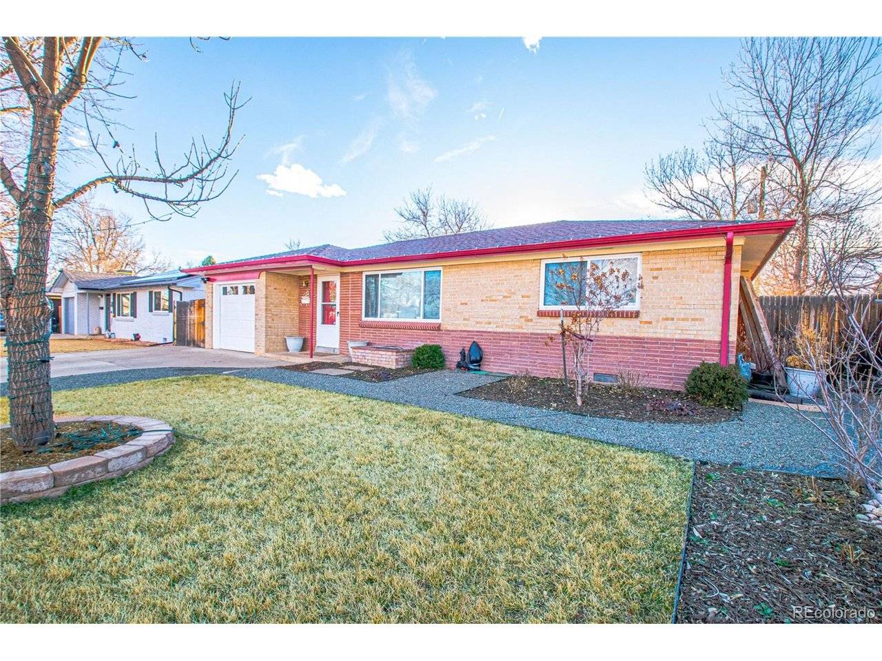 1543 S Benton, Lakewood, CO 80232