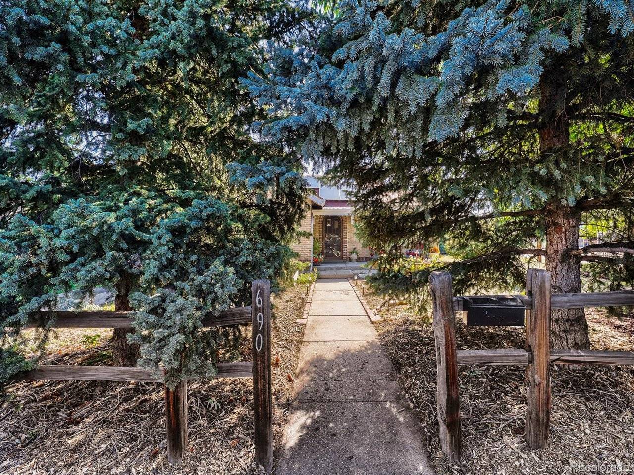 690 S Eliot, Denver, CO 80219