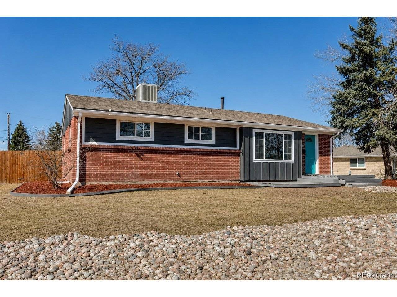 6733 S Ash, Littleton, CO 80122