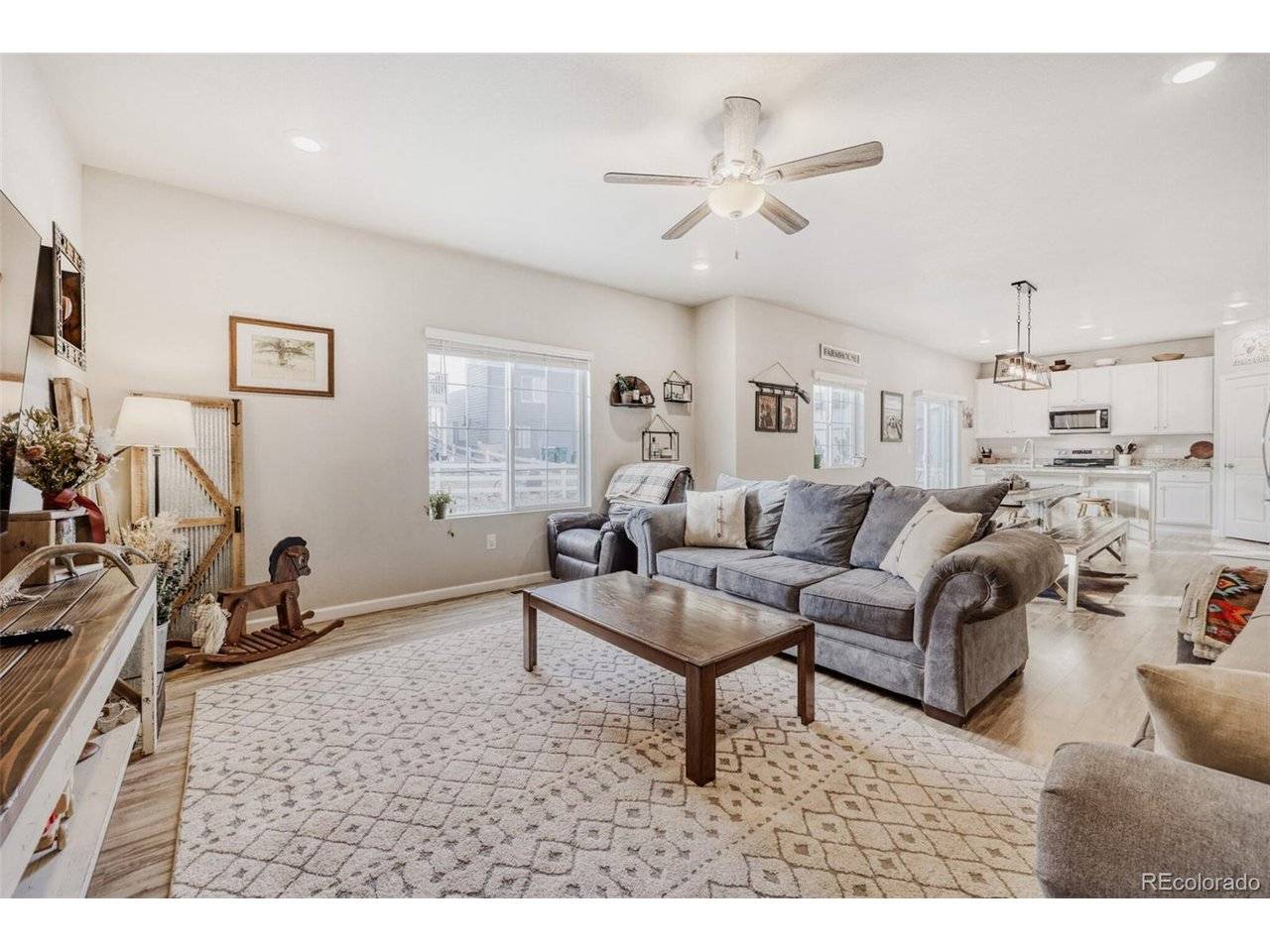 5193 Blue Lunar, Castle Rock, CO 80104