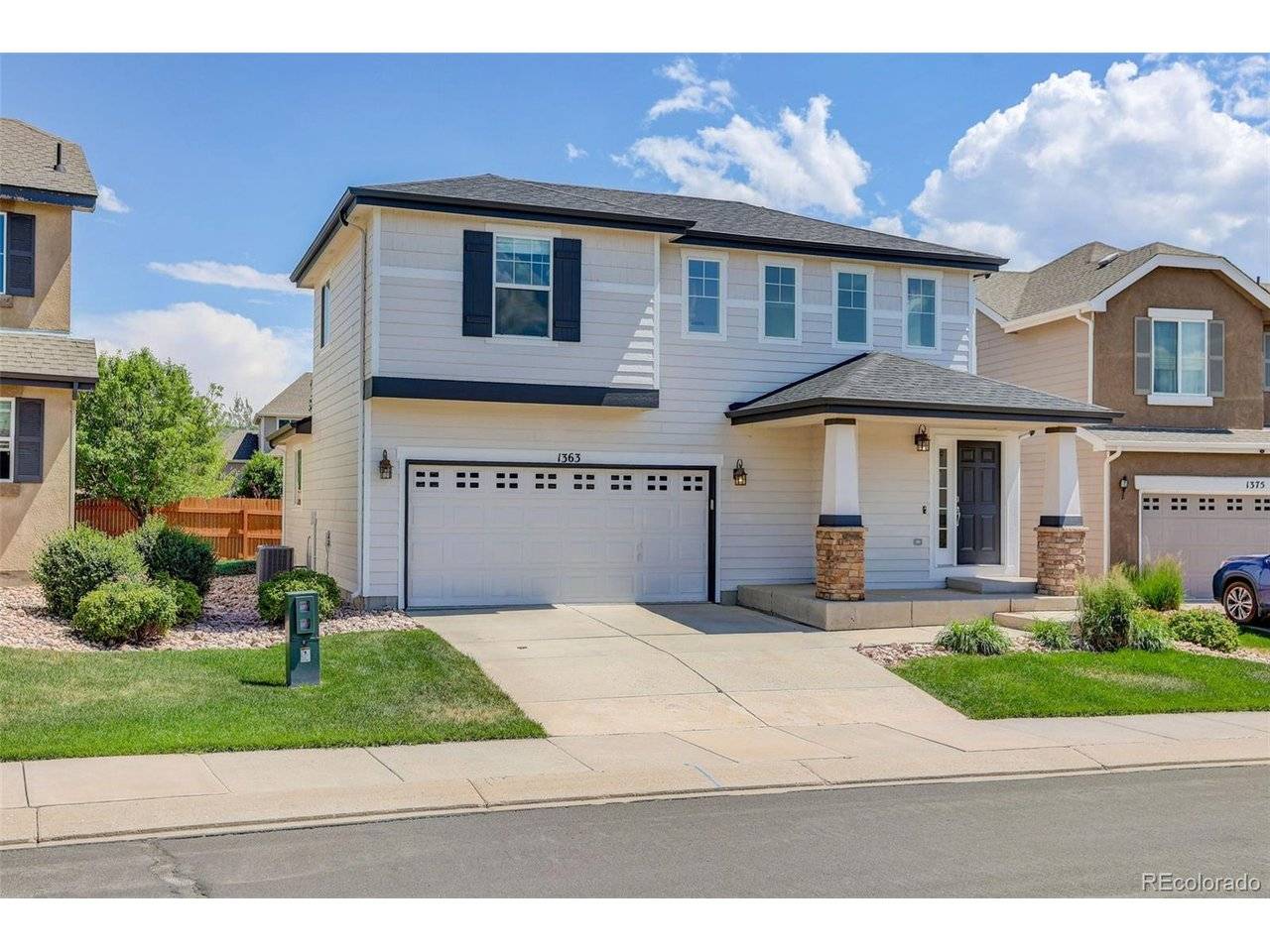 1363 Yellow Granite, Monument, CO 80132