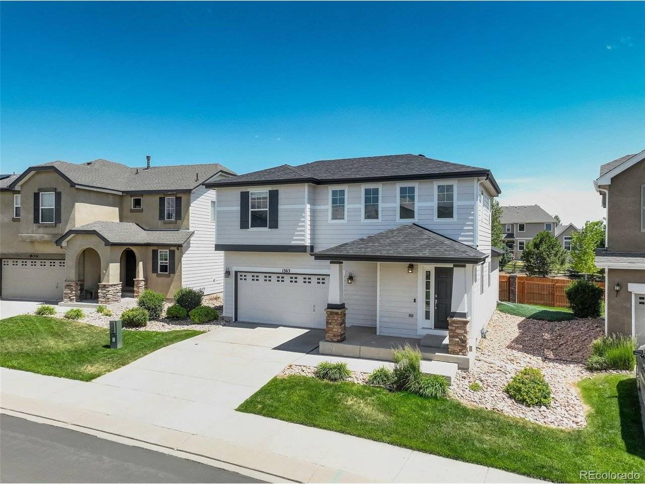 1363 Yellow Granite, Monument, CO 80132