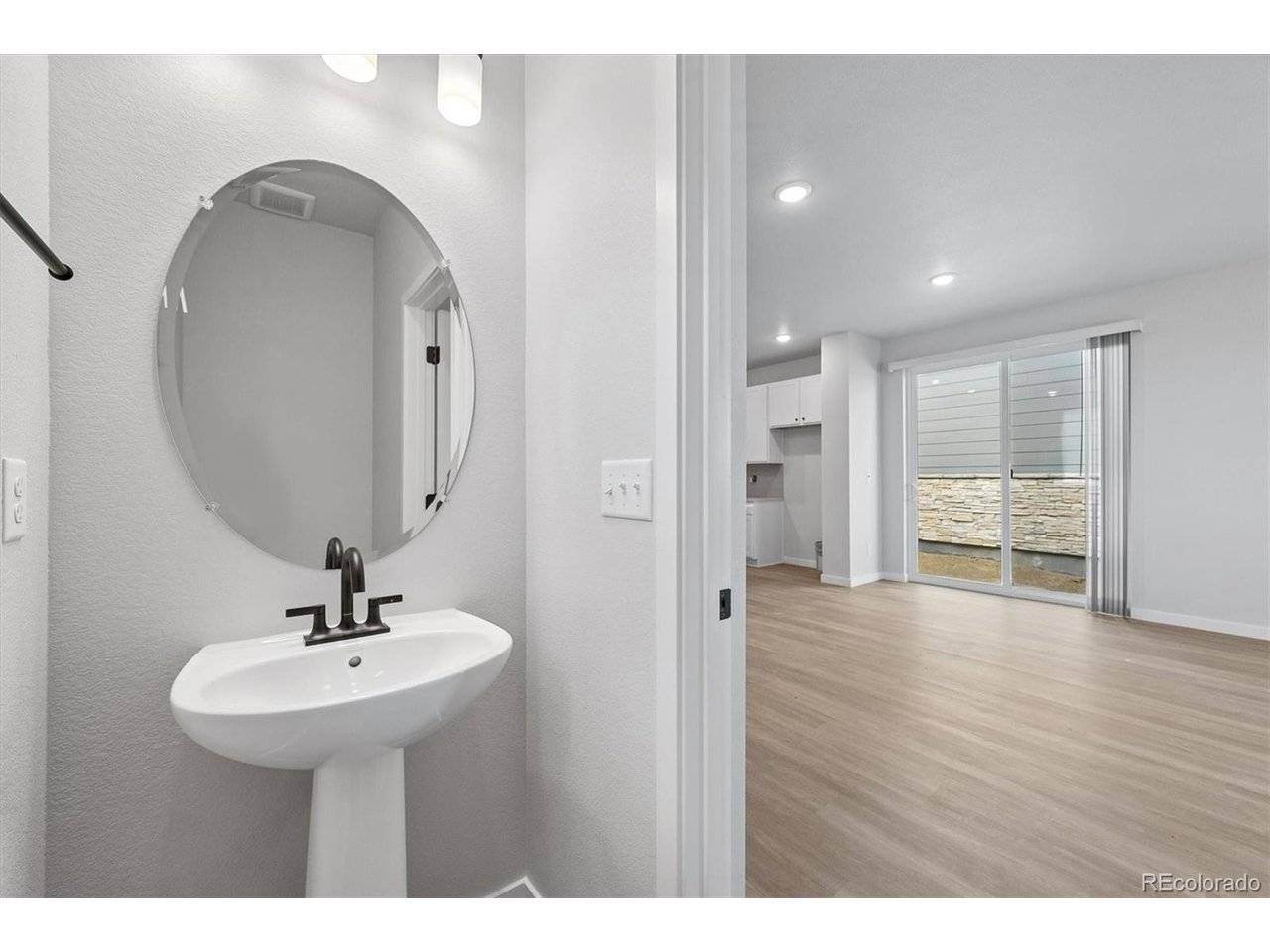 22695 E 47th, Aurora, CO 80019