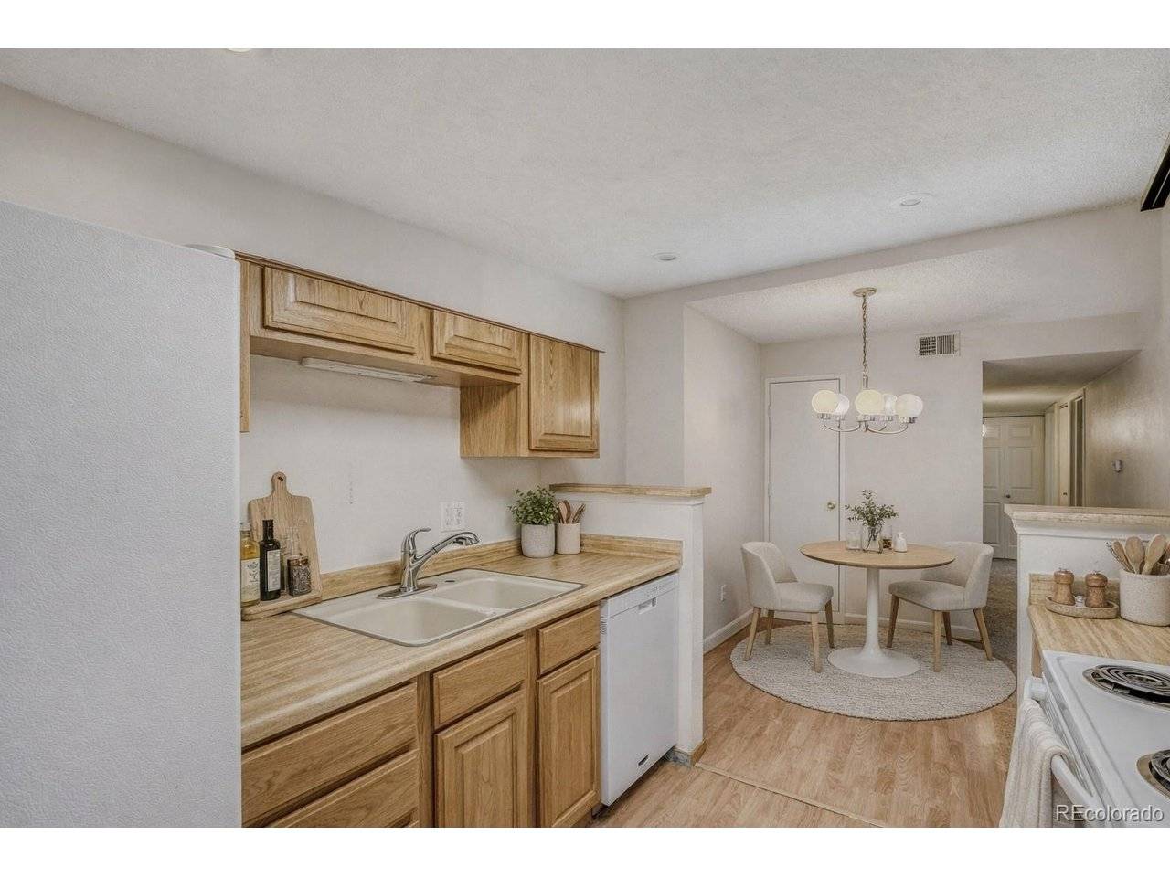 4400 S Quebec #206H, Denver, CO 80237