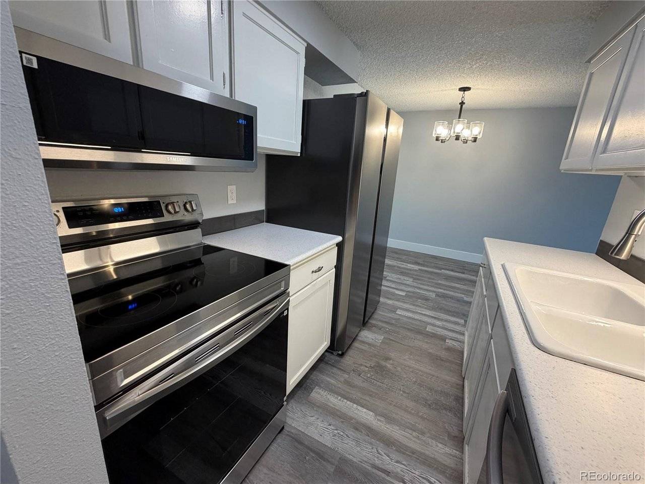 209 E Highline #209-202, Centennial, CO 80122