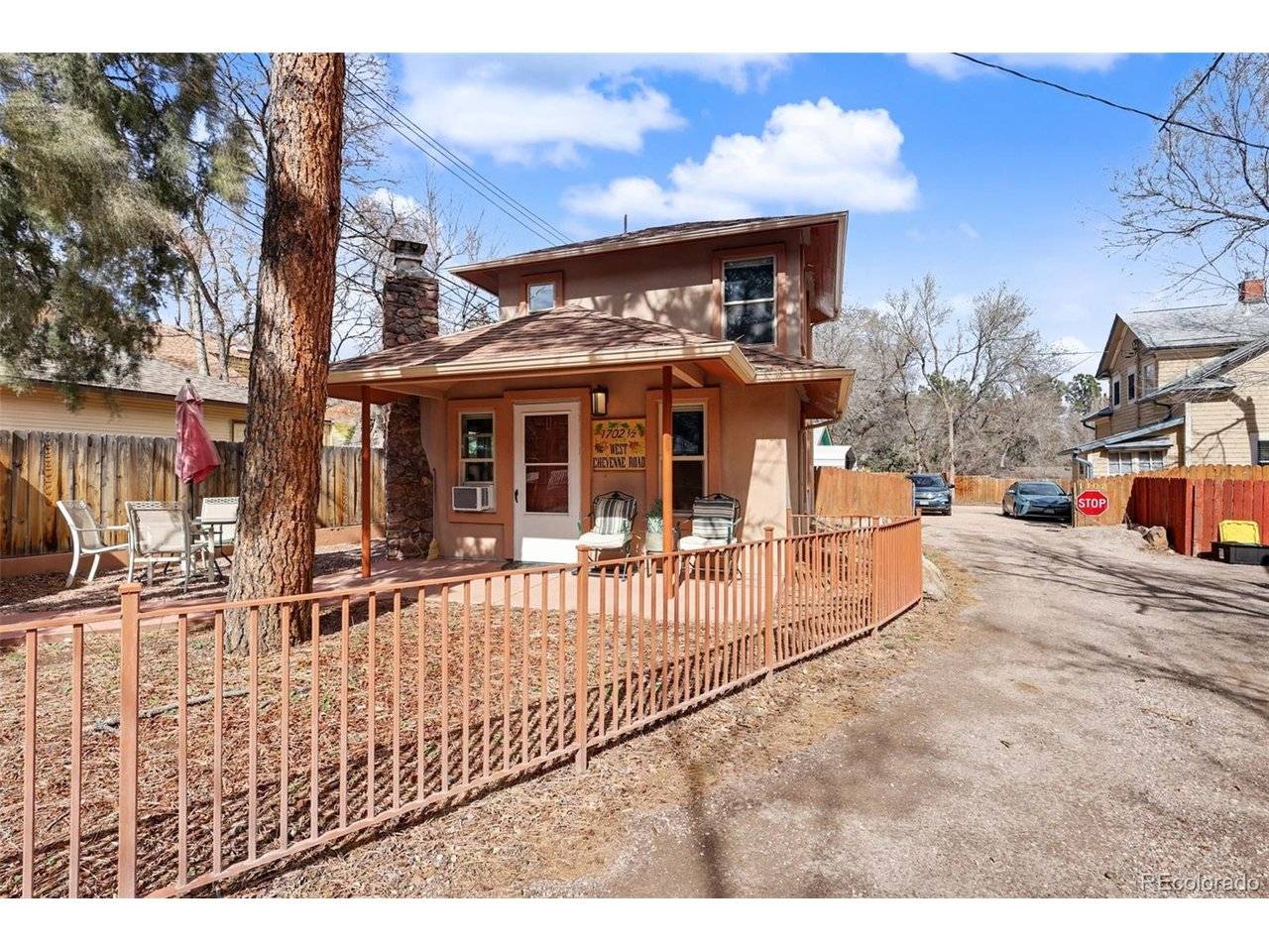 1702 W Cheyenne, Colorado Springs, CO 80906