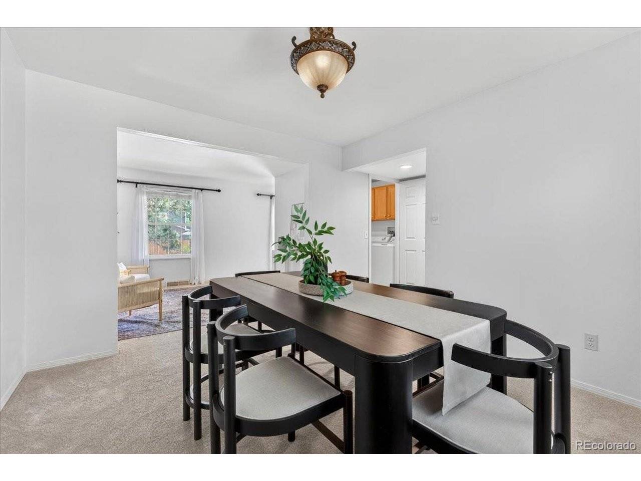 6161 S Niagara, Centennial, CO 80111